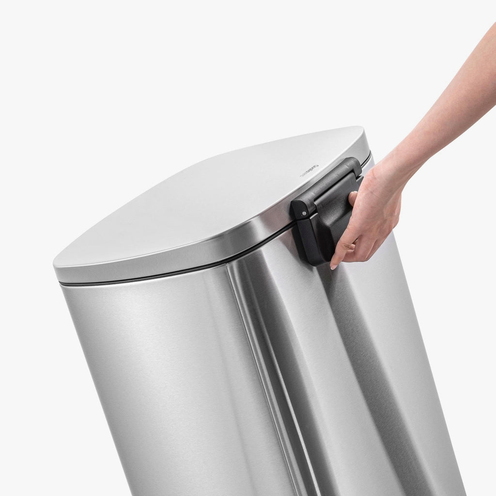 50L Stainless Steel Step-On Kitchen Trash Can L615