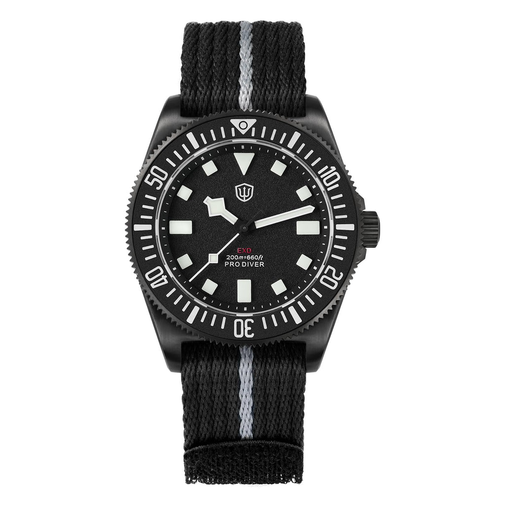 40mm Titanium Dive Watch M41785