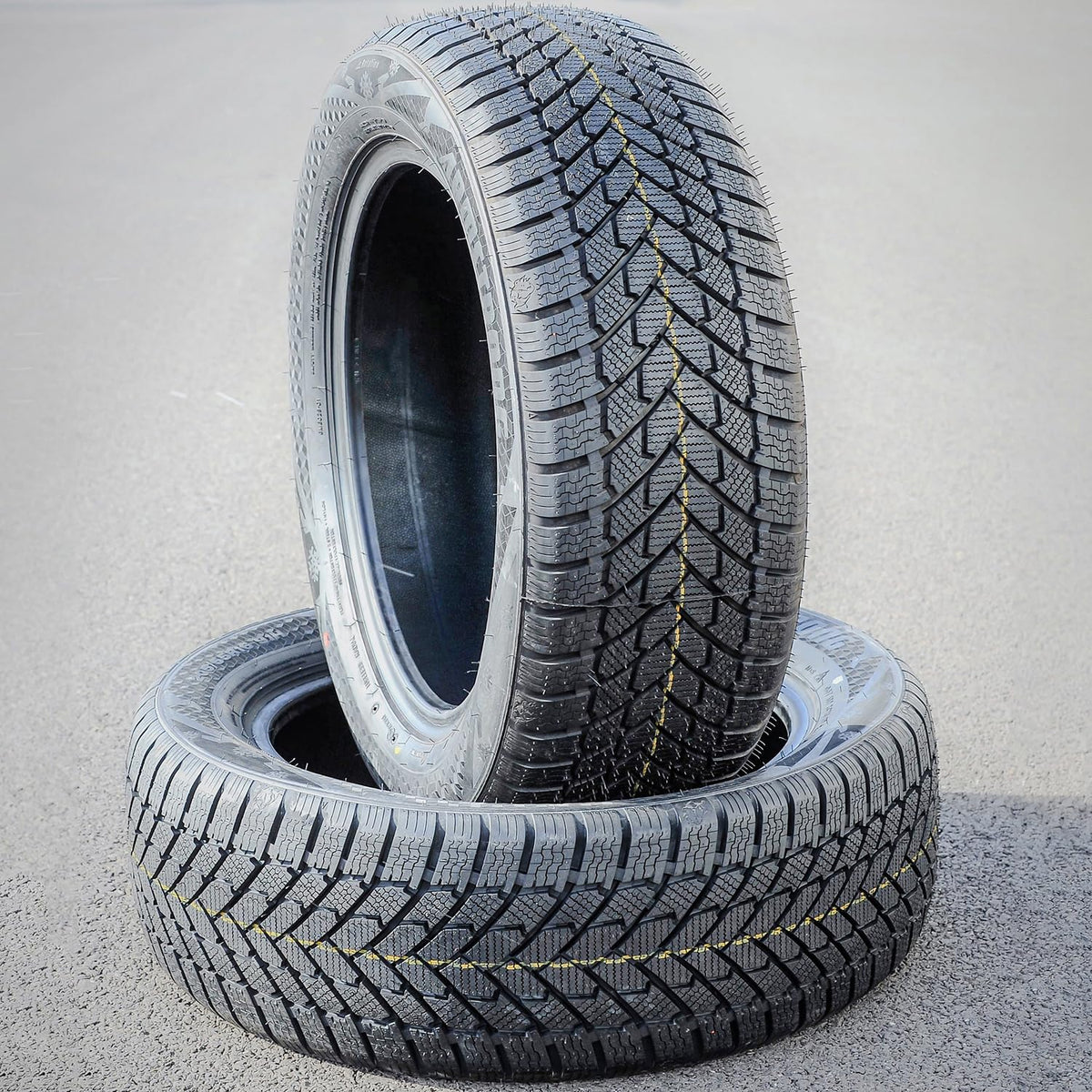 215/60R16 Winter Tires N617122